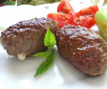 Kaşarlı Köfte